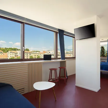 Bed & Breakfast Up There Design 4*