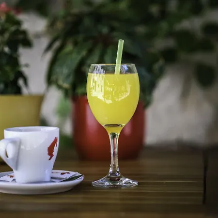 Up There Design Bed & Breakfast 4*