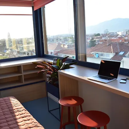 Up There Design Bed & Breakfast