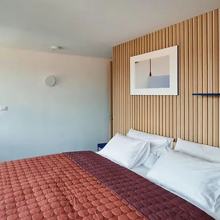 Bed & Breakfast Up There Design 4*