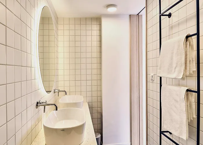 krevet i doručak Up There Design 4*