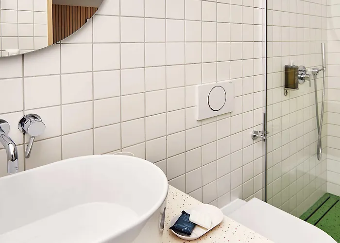 Up There Design krevet i doručak 4*