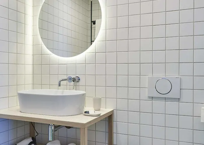 ベッド・アンド・ブレックファスト Up There Design