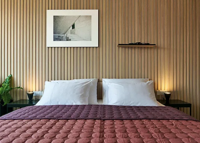 Up There Design Bed & Breakfast 4*
