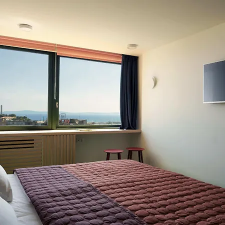 Up There Design Bed and breakfast Split