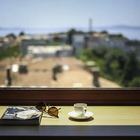 Bed and breakfast Up There Design Split